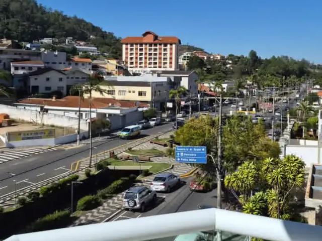 Apartamento para Venda em Águas de Lindóia/SP Centro 3 Quartos