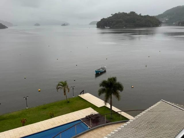 Apartamento para Venda em Angra dos Reis/RJ Gambôa do Belém Cunhambebe 4 Quartos