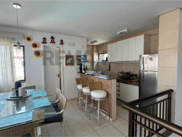 Apartamento para Venda em Aquiraz/CE Centro 3 Quartos