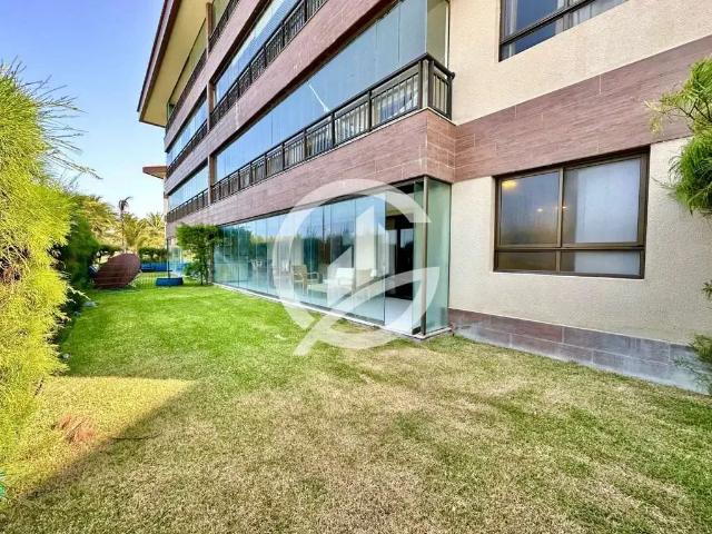 Apartamento para Venda em Aquiraz/CE Porto das Dunas 4 Quartos