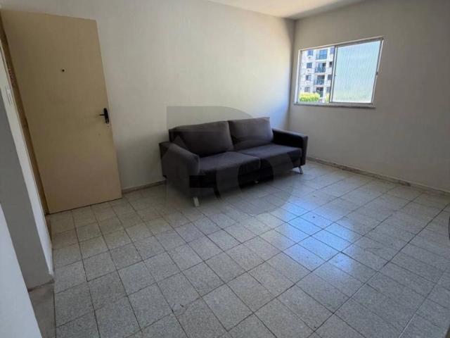Apartamento para Venda em Aracaju/SE Farolândia 3 Quartos