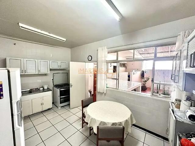Apartamento para Venda em Araguari/MG Centro 4 Quartos