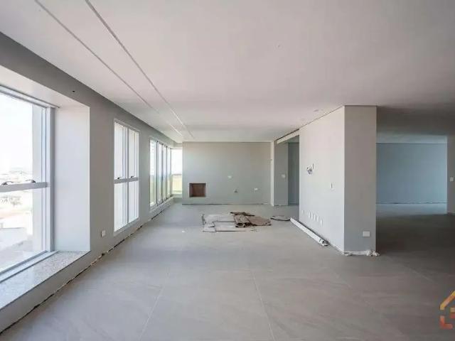 Apartamento para Venda em Arapongas/PR Centro 3 Quartos