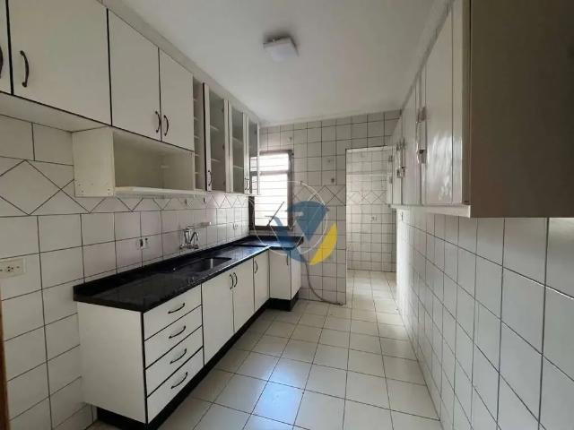 Apartamento para Venda em Assis/SP Centro 3 Quartos
