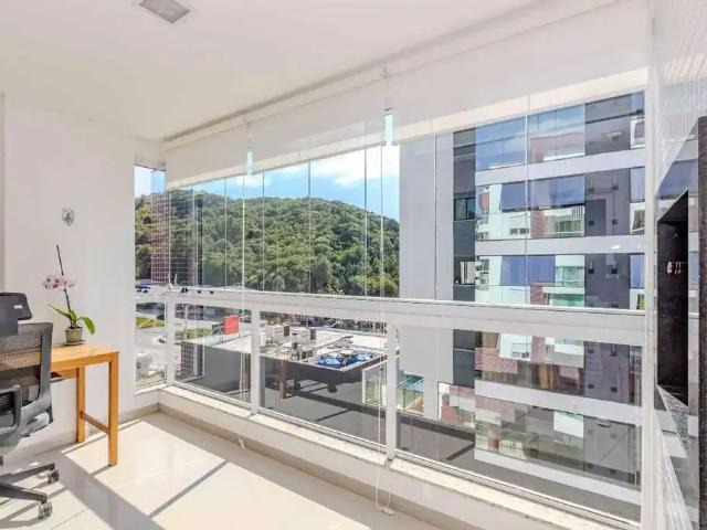 Apartamento para Venda em Balneário Camboriú/SC Ariribá 2 Quartos