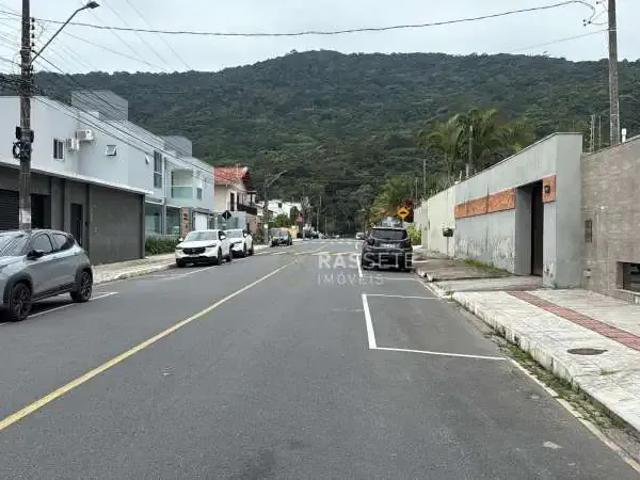 Apartamento para Venda em Balneário Camboriú/SC Barra 3 Quartos