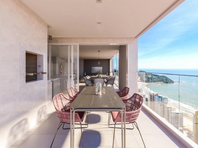 Apartamento para Venda em Balneário Camboriú/SC Centro 4 Quartos