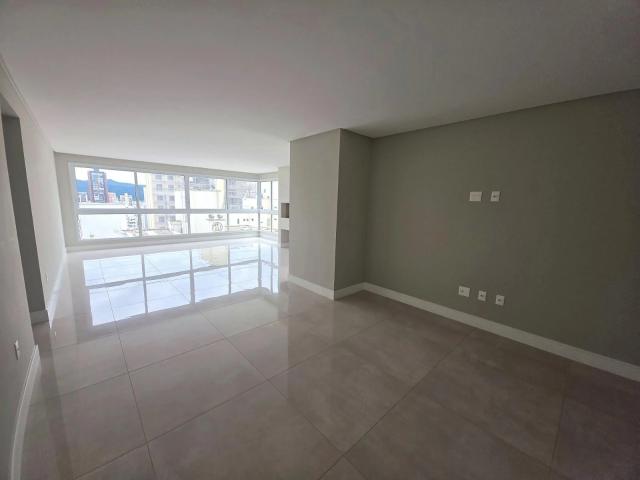 Apartamento para Venda em Balneário Camboriú/SC Centro 4 Quartos