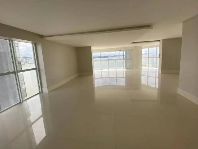 Apartamento para Venda em Balneário Camboriú/SC Centro 4 Quartos