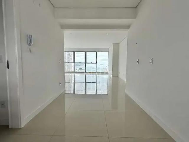 Apartamento para Venda em Balneário Camboriú/SC Centro 4 Quartos