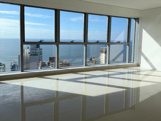Apartamento para Venda em Balneário Camboriú/SC Centro 4 Quartos