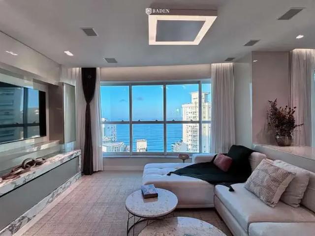 Apartamento para Venda em Balneário Camboriú/SC Centro 4 Quartos