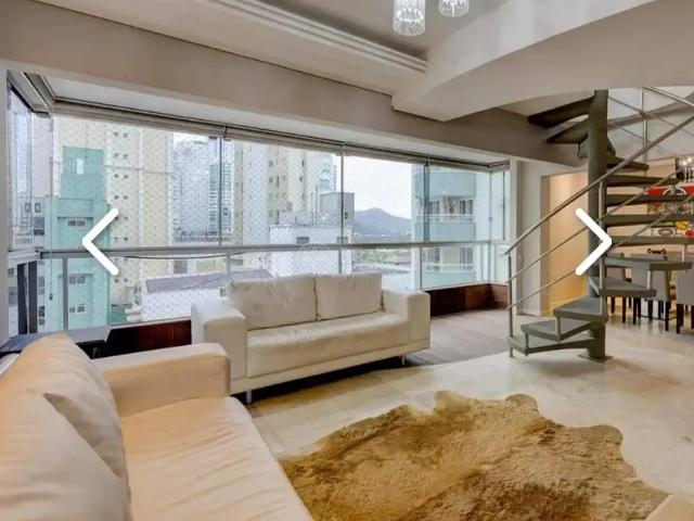 Apartamento para Venda em Balneário Camboriú/SC Centro 5 Quartos