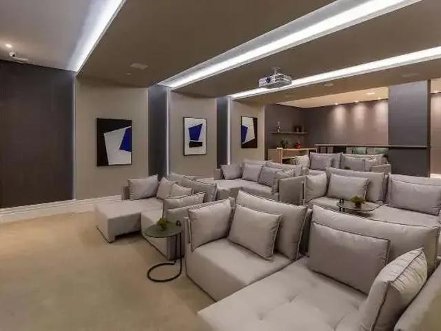 Apartamento para Venda em Balneário Camboriú/SC Centro 5 Quartos