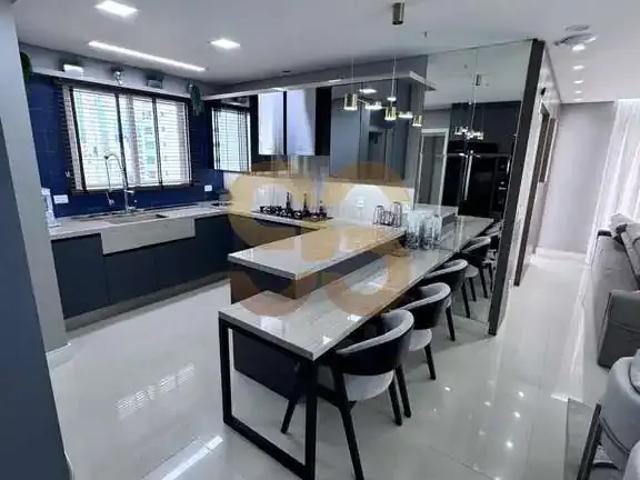 Apartamento para Venda em Balneário Camboriú/SC Centro 3 Quartos