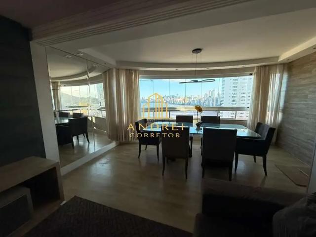 Apartamento para Venda em Balneário Camboriú/SC Centro 3 Quartos