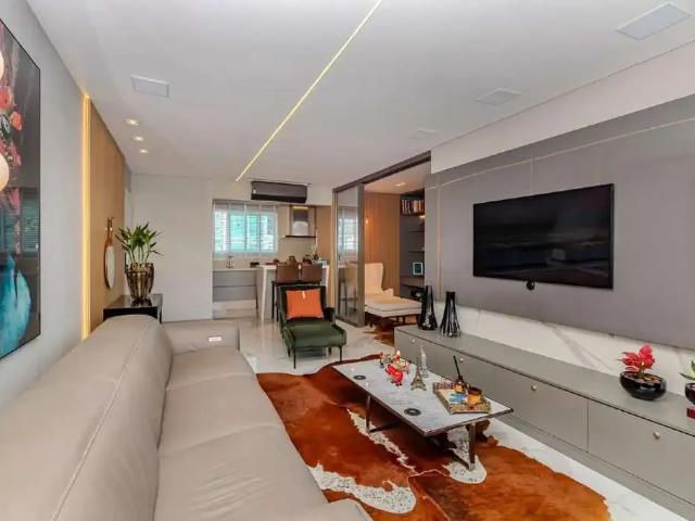 Apartamento para Venda em Balneário Camboriú/SC Centro 3 Quartos