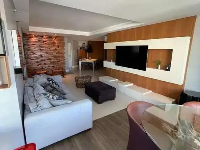 Apartamento para Venda em Balneário Camboriú/SC Centro 3 Quartos