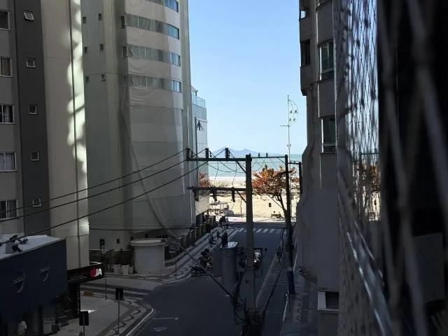 Apartamento para Venda em Balneário Camboriú/SC Centro 3 Quartos