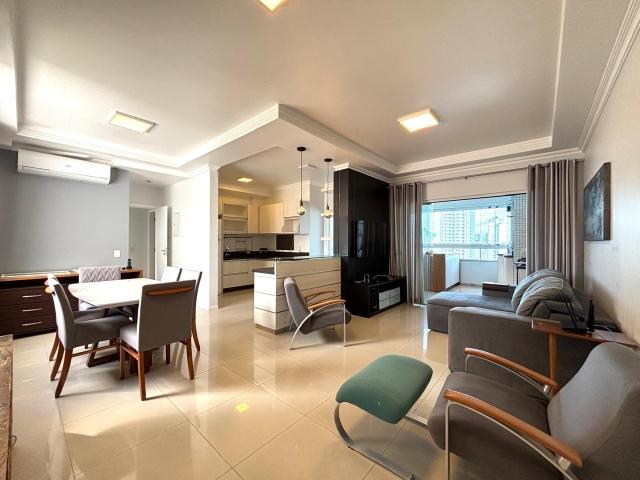 Apartamento para Venda em Balneário Camboriú/SC Centro 3 Quartos