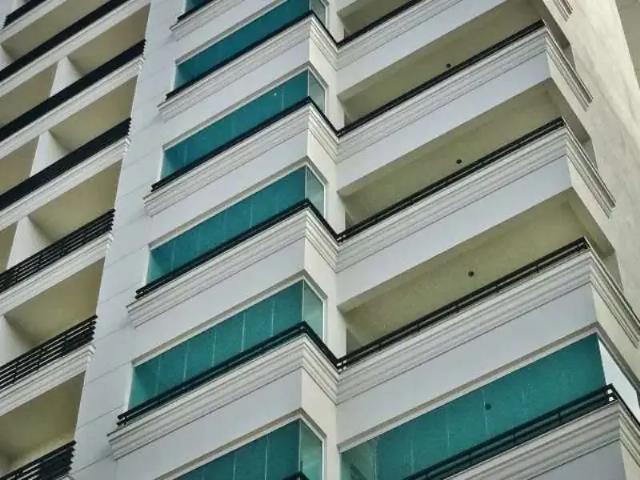 Apartamento para Venda em Balneário Camboriú/SC Centro 3 Quartos