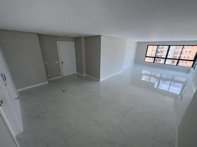 Apartamento para Venda em Balneário Camboriú/SC Centro 3 Quartos