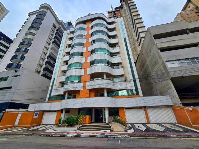 Apartamento para Venda em Balneário Camboriú/SC Centro 3 Quartos