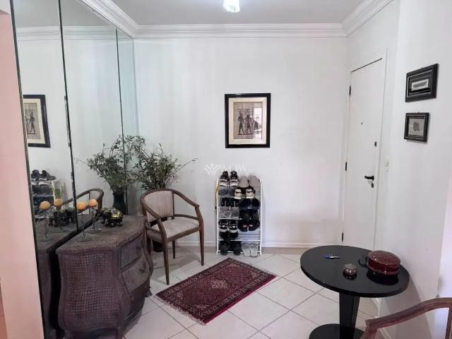 Apartamento para Venda em Balneário Camboriú/SC Centro 3 Quartos