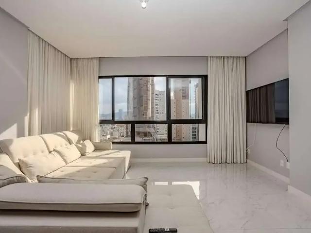 Apartamento para Venda em Balneário Camboriú/SC Centro 3 Quartos