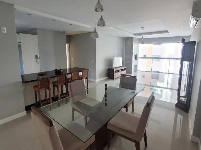 Apartamento para Venda em Balneário Camboriú/SC Pioneiros 4 Quartos