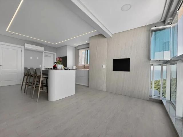 Apartamento para Venda em Balneário Camboriú/SC Pioneiros 4 Quartos
