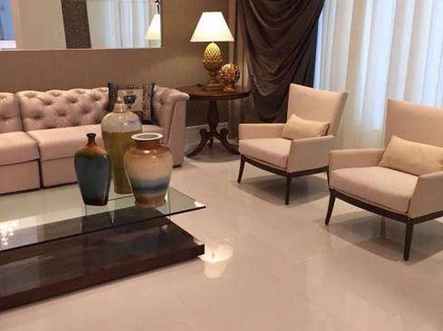 Apartamento para Venda em Balneário Camboriú/SC Pioneiros 4 Quartos