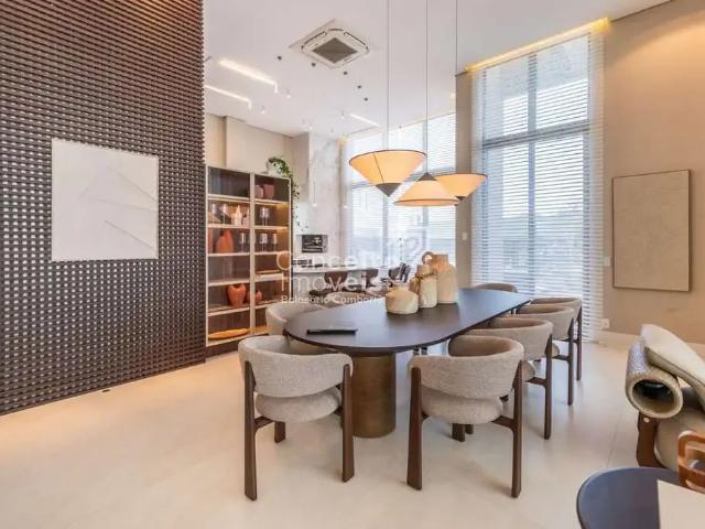 Apartamento para Venda em Balneário Camboriú/SC Pioneiros 4 Quartos
