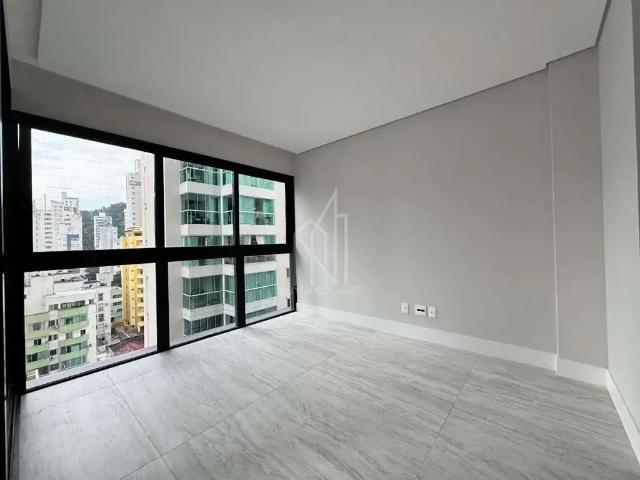 Apartamento para Venda em Balneário Camboriú/SC Pioneiros 4 Quartos