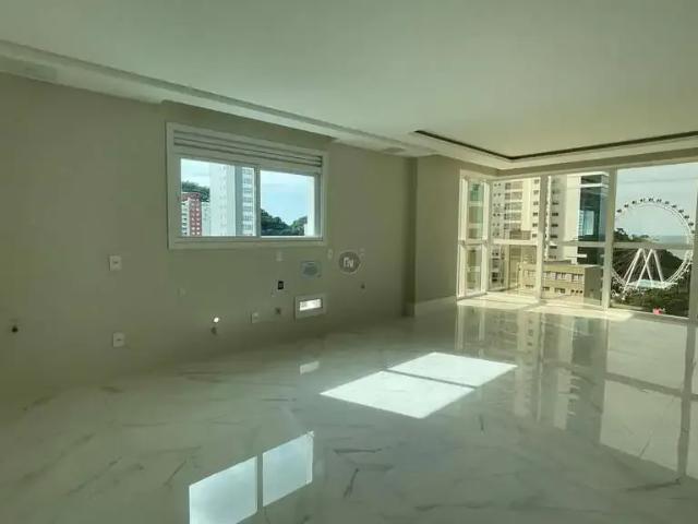 Apartamento para Venda em Balneário Camboriú/SC Pioneiros 4 Quartos