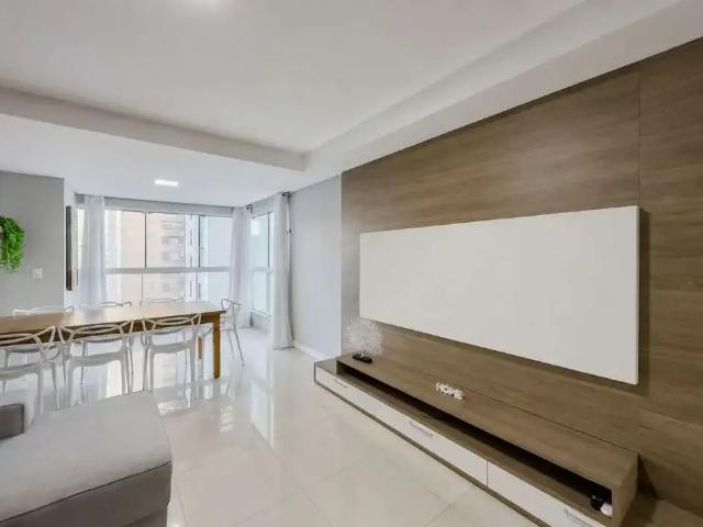 Apartamento para Venda em Balneário Camboriú/SC Pioneiros 4 Quartos