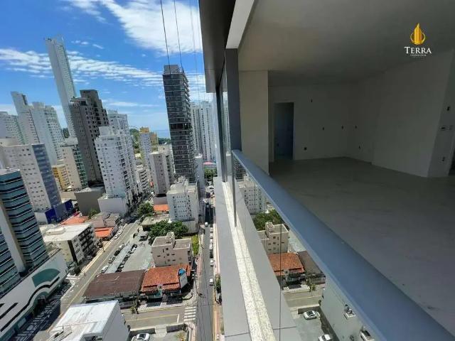 Apartamento para Venda em Balneário Camboriú/SC Pioneiros 4 Quartos