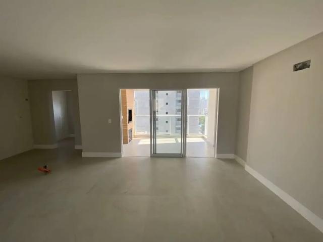 Apartamento para Venda em Balneário Camboriú/SC Pioneiros 3 Quartos