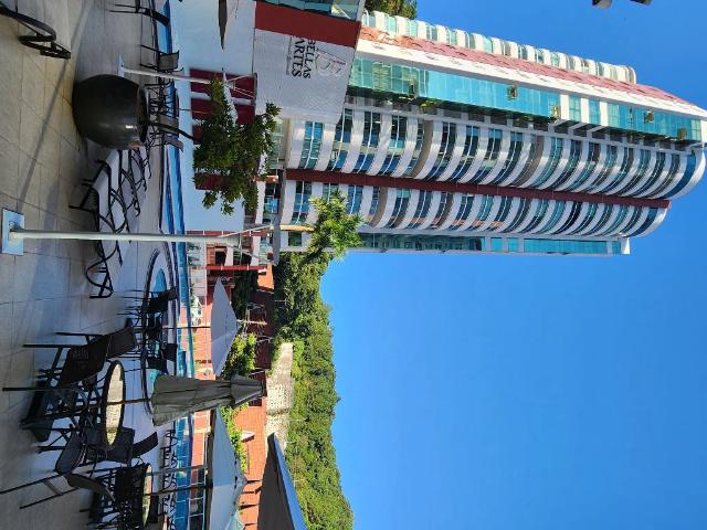 Apartamento para Venda em Balneário Camboriú/SC Pioneiros 3 Quartos