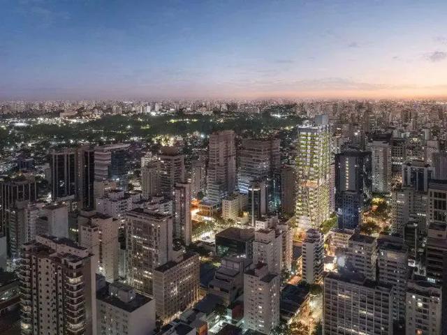 Apartamento para Venda em Balneário Camboriú/SC Pioneiros 3 Quartos