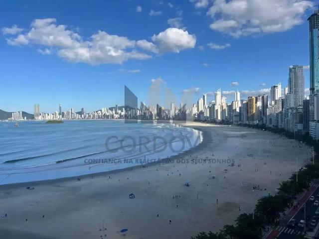 Apartamento para Venda em Balneário Camboriú/SC Pioneiros 3 Quartos