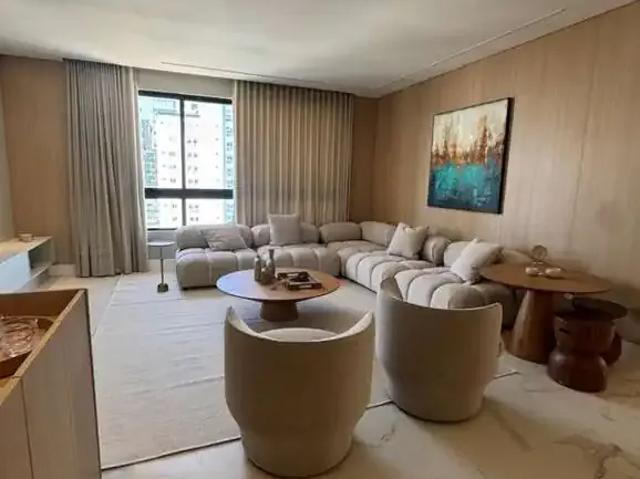 Apartamento para Venda em Balneário Camboriú/SC Pioneiros 3 Quartos