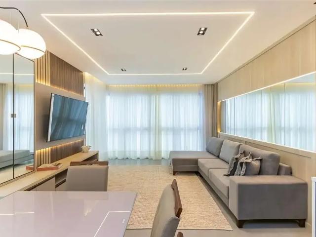 Apartamento para Venda em Balneário Camboriú/SC Pioneiros 3 Quartos