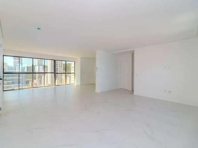 Apartamento para Venda em Balneário Camboriú/SC Pioneiros 3 Quartos