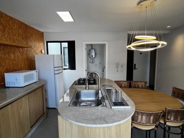 Apartamento para Venda em Balneário Camboriú/SC Praia dos Amores 3 Quartos