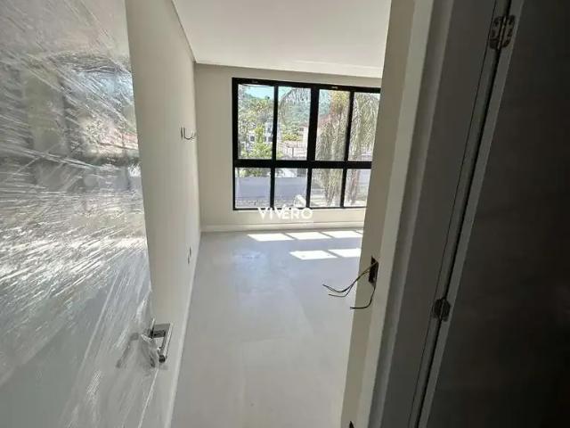 Apartamento para Venda em Balneário Camboriú/SC Praia dos Amores 2 Quartos
