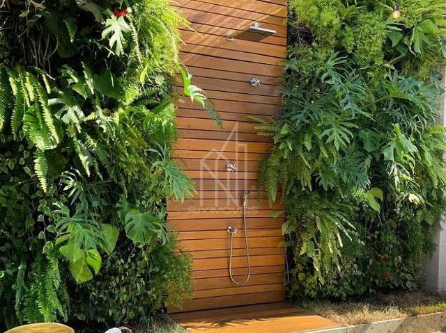 Apartamento para Venda em Balneário Camboriú/SC Praia dos Amores 2 Quartos