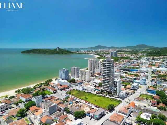 Apartamento para Venda em Balneário Piçarras/SC Centro 3 Quartos