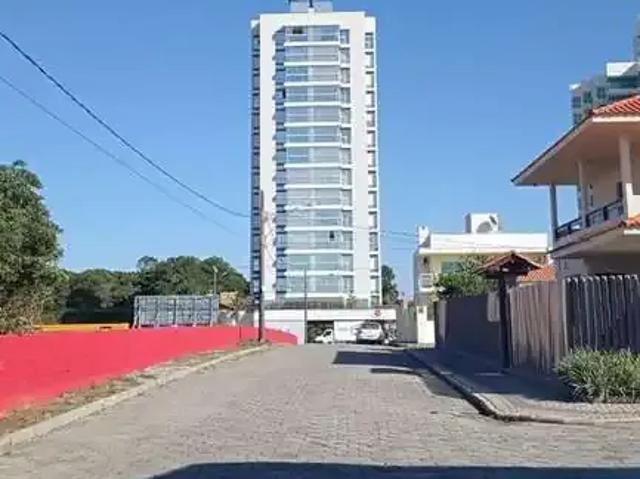 Apartamento para Venda em Balneário Piçarras/SC Centro 3 Quartos