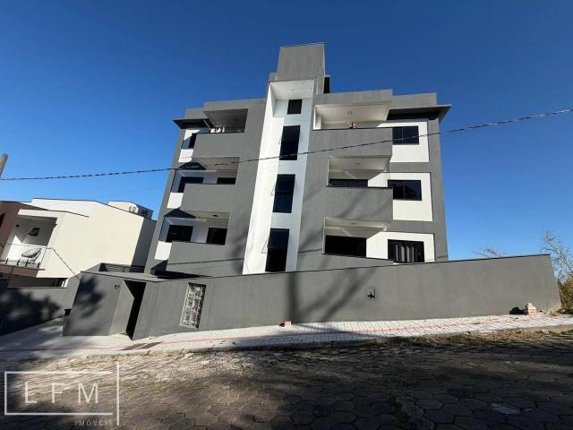 Apartamento para Venda em Balneário Piçarras/SC Itacolomi 2 Quartos
